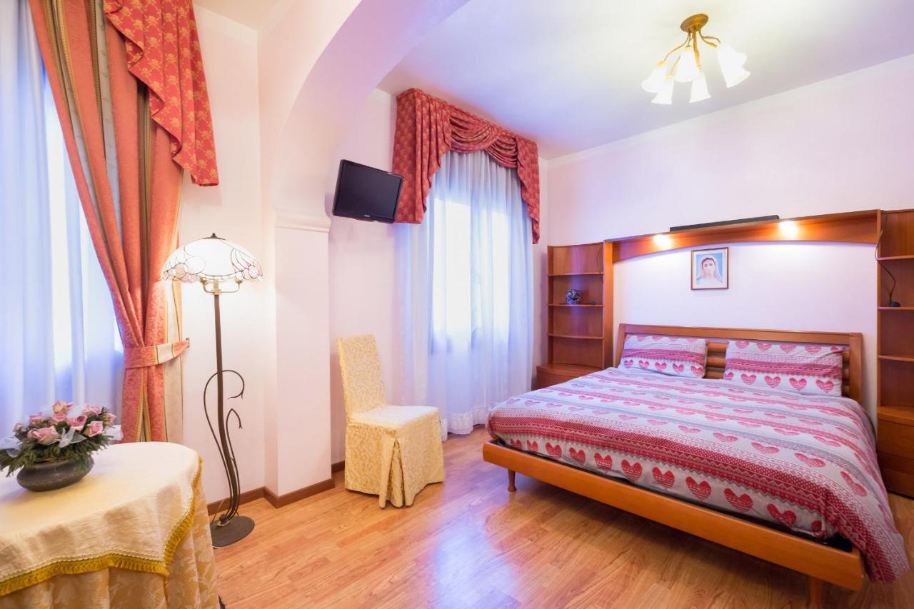 Albergo Ristorante Fabrizio كاوْرلي المظهر الخارجي الصورة
