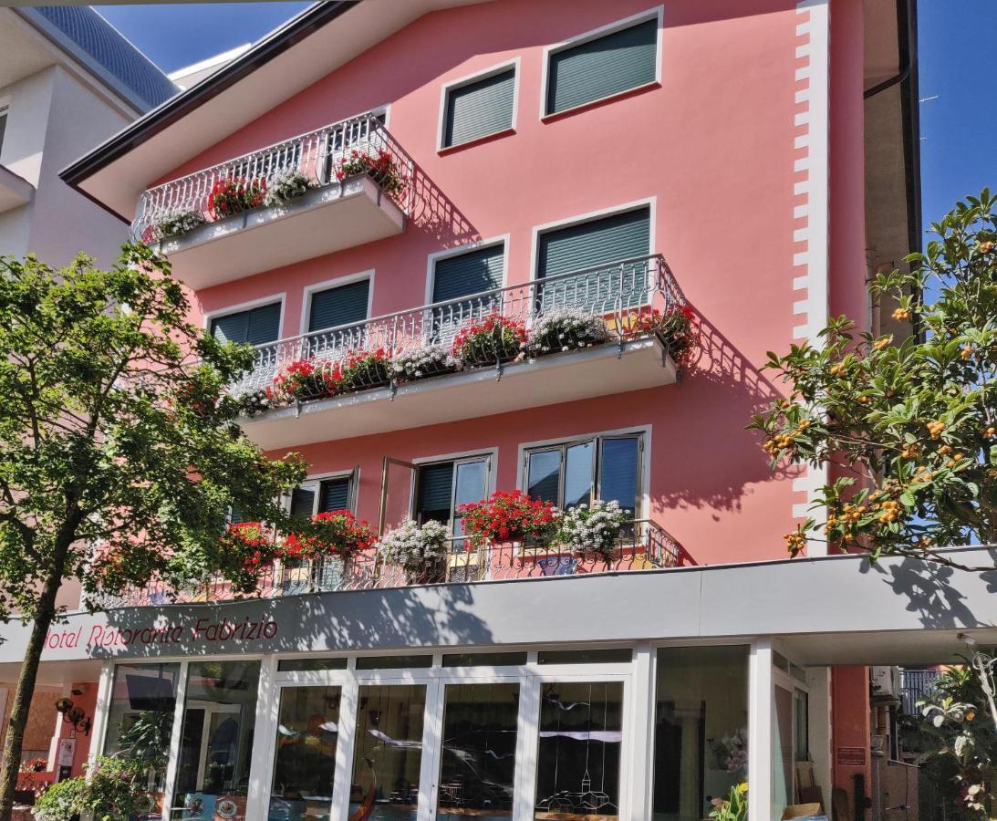 Albergo Ristorante Fabrizio كاوْرلي المظهر الخارجي الصورة